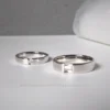 Cặp nhẫn cưới bạch kim chế tác thủ công 1:1 tại JJewellery (JJ), thiết kế tinh tế, đeo hằng ngày